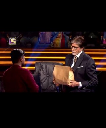 Amitabh Bachchan became food delivery boy for this man, know what was the reason?