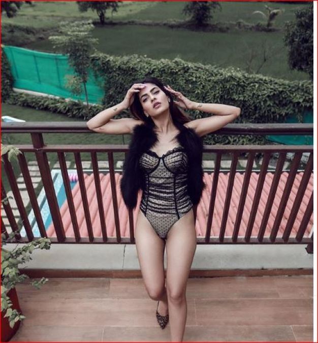 In the latest pictures, Karishma of 'Pavitra Rishta' looks sexy and stunning