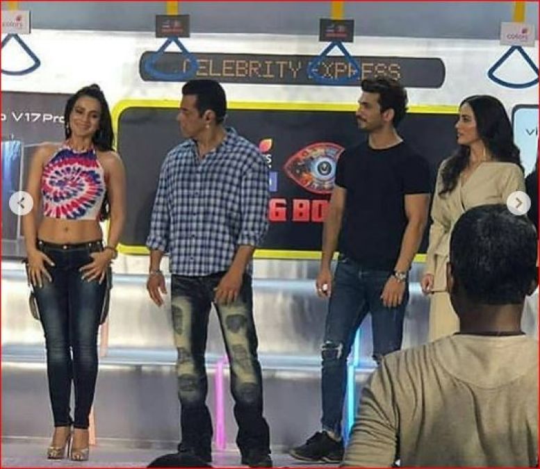 'Bigg Boss 13': Launch event at DN Metro station, people seen dancing fiercely