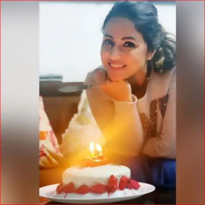 Photo: Hina Khan's Pre-birthday celebration beings, numerous cakes sent by fans