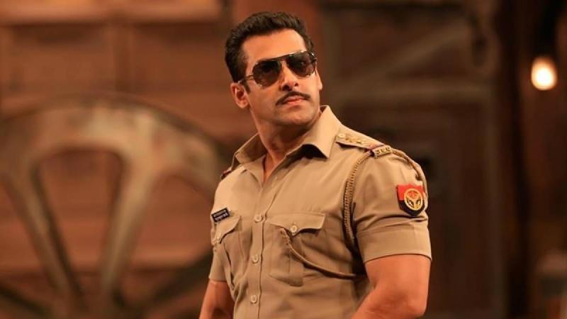 Salman Khan shares new pic from Dabaang 3 sets, check it out here