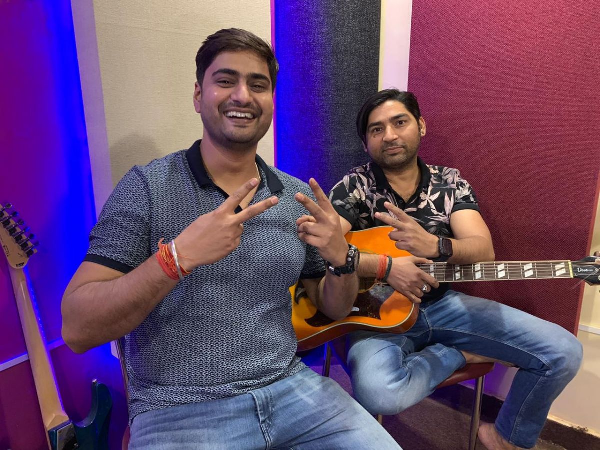 Composer Anand Tripathi & Bulleya singer Amit Mishra team up for new song ‘Tera Dewaana’