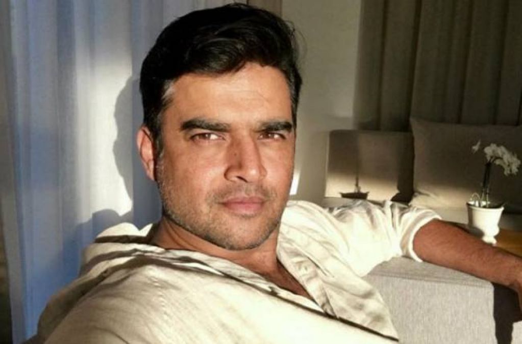 R Madhavan uploads a video of crowd making way for an ambulance in Tamil Nadu