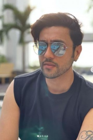 Adhyayan Suman come-back with new film 'Entrapped'