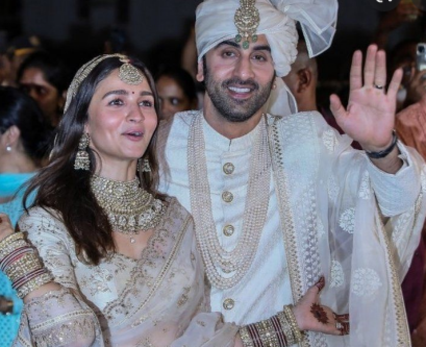 Alia Bhatt praises Hubby Ranbir Kapoor, Jitni taareef karun kam hi hai…