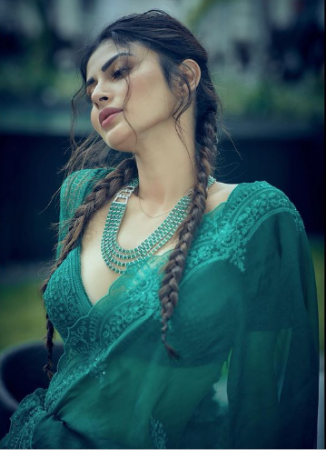 The Naagin Actress in Bottle Green Lehenga Worth Rs 2,25,000, See pics
