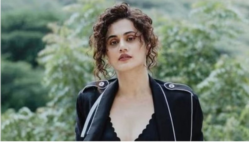 Taapsee Pannu Urges for Greater Unity Among Outsiders in Bollywood