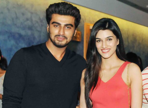 A new pair in town Arjun Kapoor and Kriti Sanon!