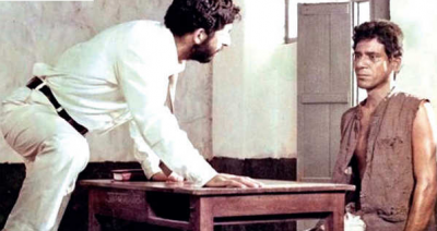 Om Puri's Silent Impact in 'Aakrosh'