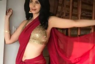 Mallika Sherawat on Being Sex Symbol, Mujhe pata bhi nahi likhta kaun hai…