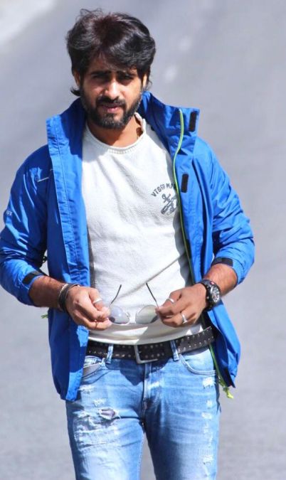 Actor Rajveer Singh heads his way from 
