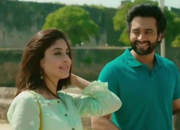 Watch Video: Atif Aslam is ready to steal your hearts with the remake of Meena kumari’s Chalte Chalte