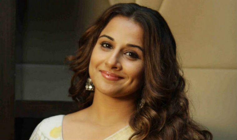 Vidya Balan has been approached for playing Meena Kumari in her biopic