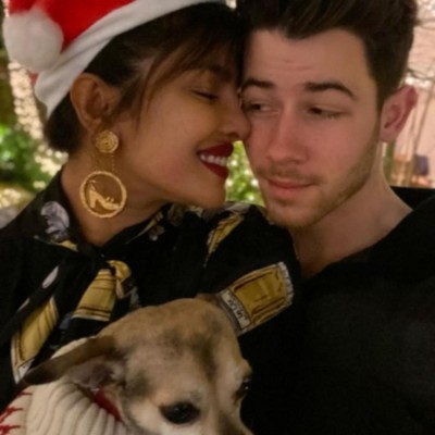 Priyanka Chopra, Nick Jonas extends happy Christmas & New Year wishes