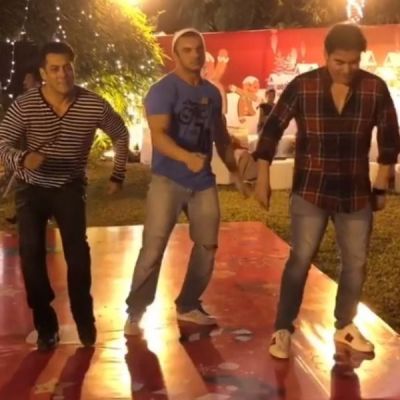 Watch video -Salman Khan, Arbaaz Khan and Sohail Khan shakes the legs together at little Ahil's Christmas party
