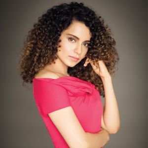 Kangana Ranaut once again hits out at Hrithik Roshan