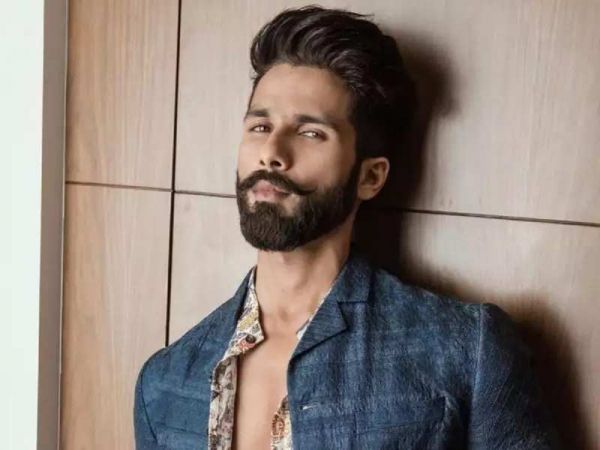 Shahid Kapoor turns producer for the biopic of boxing champ Dingko Singh