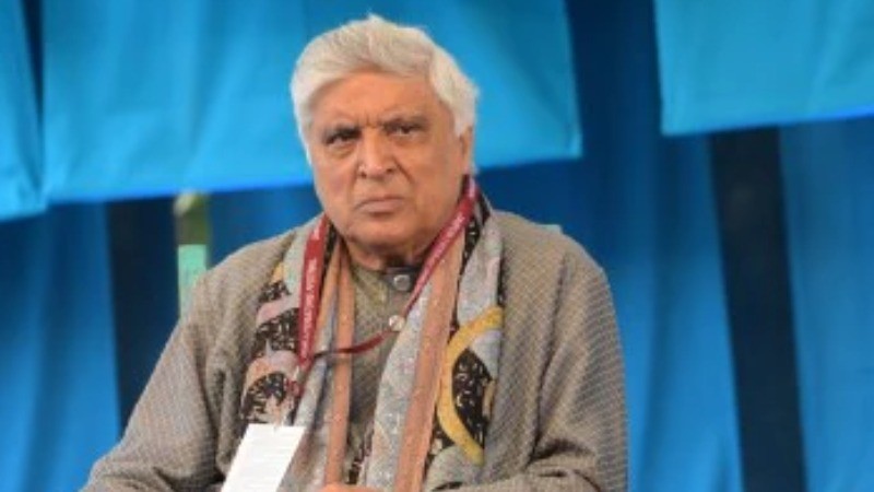 Javed Akhtar gives befitting replies to trolls, says ‘tum kya jaano desh prem kya hota hai’