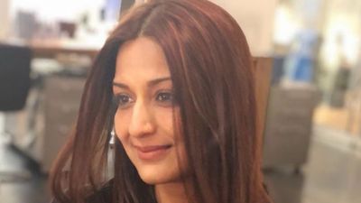 Sonali Bendre with  hopes for a healthier and happier 2019 shares throwback pictures