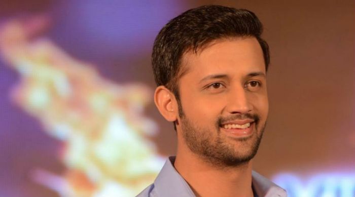 Atif Aslam turned savior for a girl from being harassed