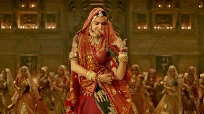 Watch Video- The new Ghoomar song is without Deepika Padukone's midriff