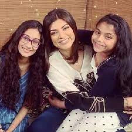 Sushmita Sen breaks silence:Unconditionally surrounded by love