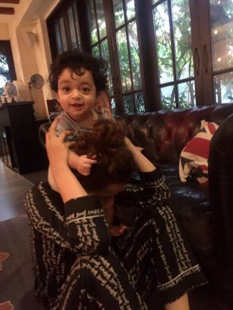 Kangana shares adorable picture with Prithvi