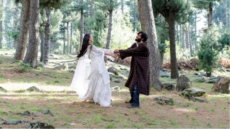 Laila Majnu first look released: The couple unfolds the mystery and chemistry