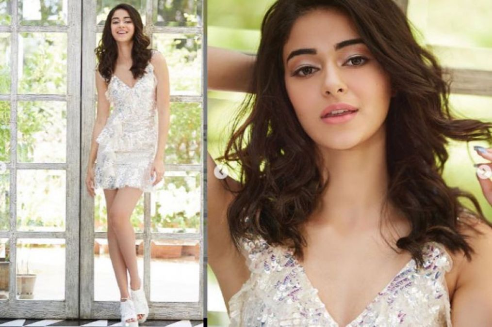 Ananya Pandey looks too hot in her recent dress!