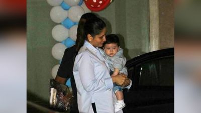 Kareena along with little Nawab Taimur attended Tusshar's son birthday
