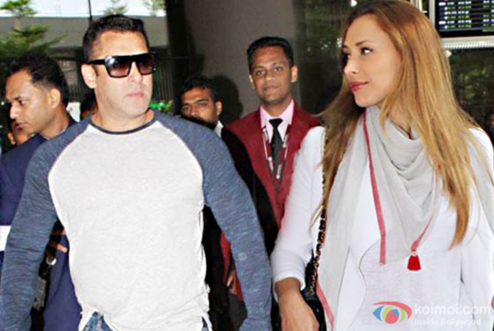 VIDEO: Salman goes with Alleged Girlfriend here at midnight!