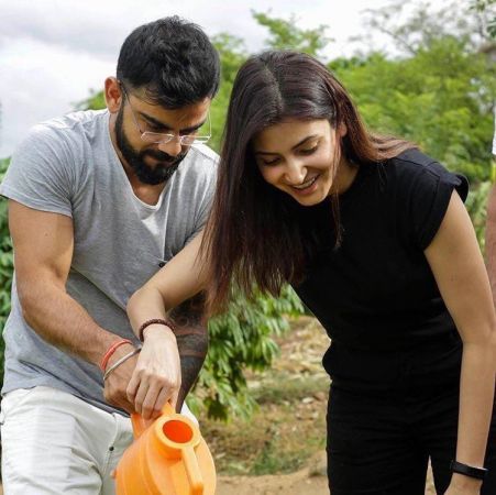 Anushka Sharma screams at a man for throwing garbage on the road