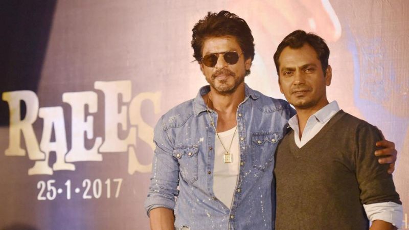 Shahrukh Khan and Nawazuddin Siddiqui land into a legal trouble for 500 crore online scam?