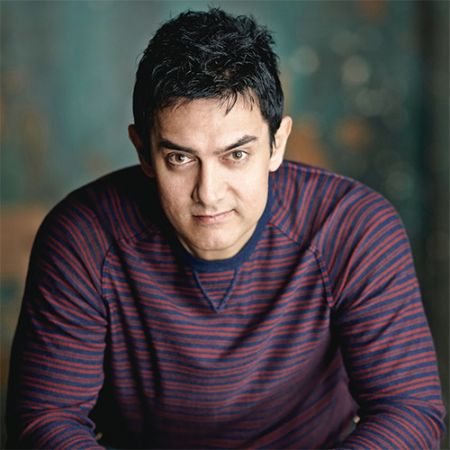 Aamir says, he isn't trying to keep his children away from showbiz