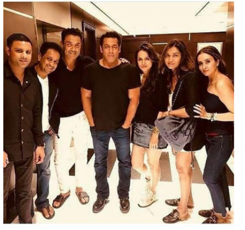 Salman Khan and Bobby Deol pose with the entire team of Race 3