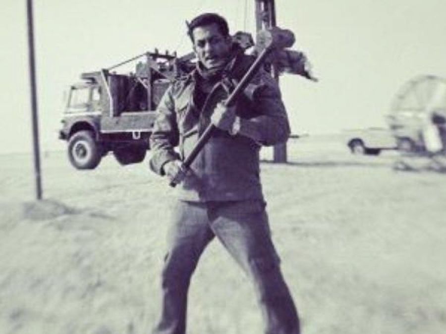 Salman Khan sweated it out in the oil fields for Bharat,check out pic here