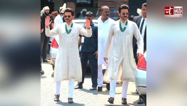 Pictures! Anil Kapoor with Arjun and Anshula gives wedding fashion goals
