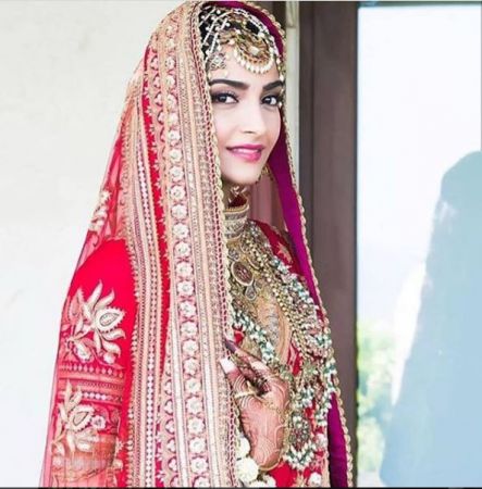 Watch candid wedding look! Sonam Kapoor looks traditional bride