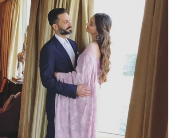 Honeymoon at Home! See FIRST picture of Anand Ahuja and Sonam Kapoor