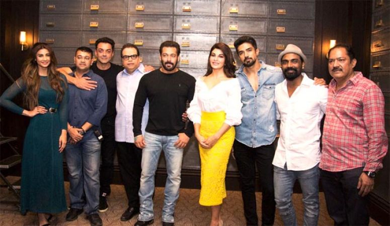 Race3: Salman and Jacqueline snapped after the trailer launch party