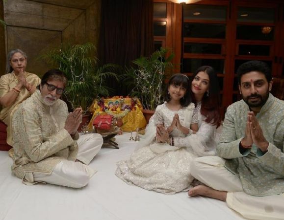 Diwali 2018: Bachchan family Amitabh, Jaya, Aishwarya, Abhishek & Aaradhya celebrate together; View Pics