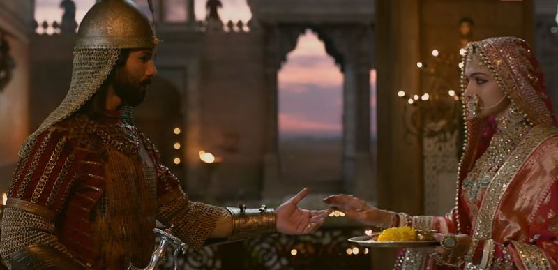 ‘Padmavati’ release new songs which is romantic, must watch.