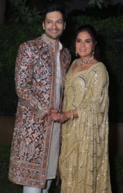 Richa Chadha and Ali Fazal opted for a Traditional outfit for Cocktail Party