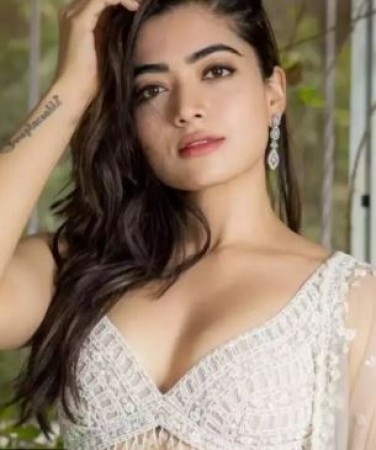“Problem with me breathing…”, Rashmika Mandanna calls out abusive trolling