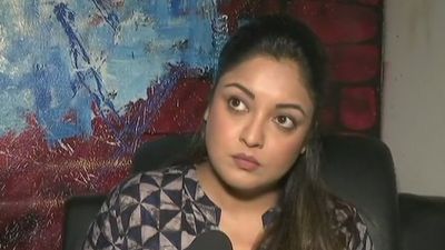 Tanushree Dutta accuses the political party; received threat of violent attacks