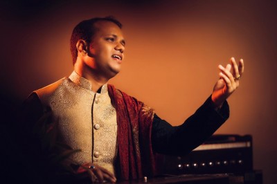L Nitesh kumar Sprinkling the devotional notes through nuances of Classical music