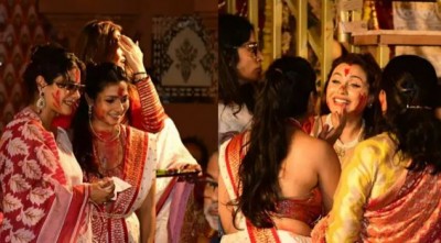 Rani Mukerji, Kajol and Tanisha plays Sindoor Khela during Durga Pooja