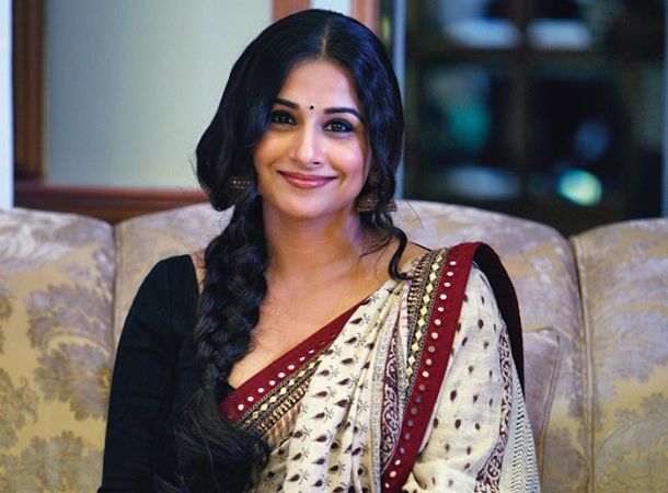 See how Vidya Balan reacted when asked about SRK