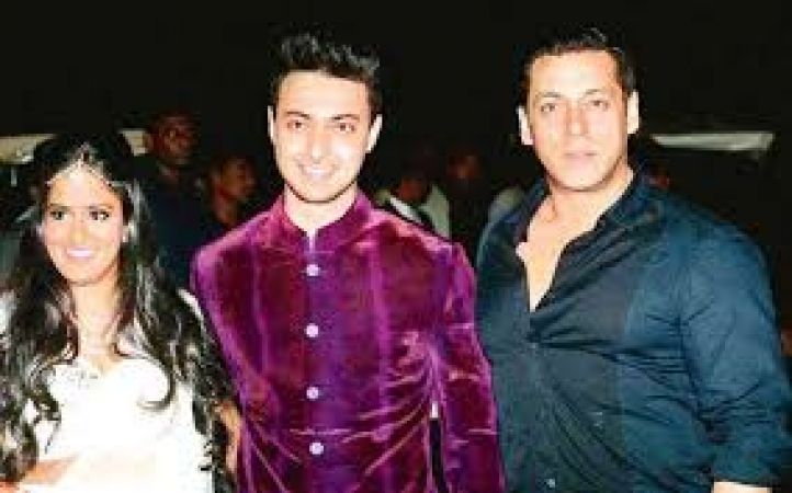 Salman's brother-in-law 'Aayush' to enter in bollywood soon