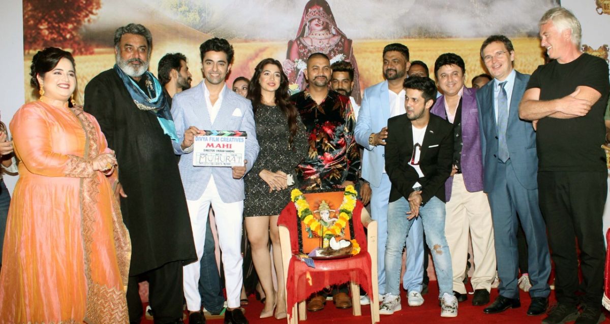 Ali Asgar, Hiten Tejwani at mahurat of Vikram Sandhu and Prabsimran Sandhu's Hindi film Mahi